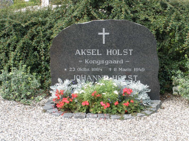 Johanne Holst .JPG